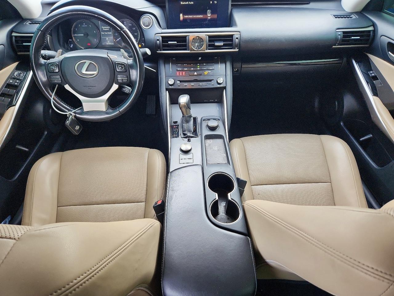 2017 LEXUS IS
