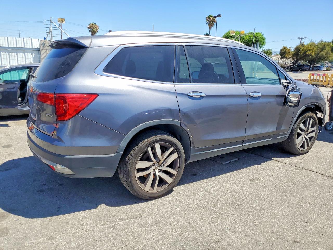 2016 HONDA PILOT