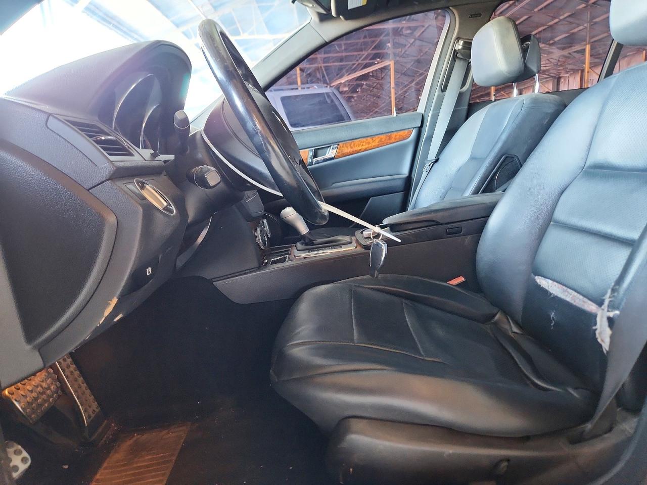 2011 MERCEDES-BENZ C-CLASS