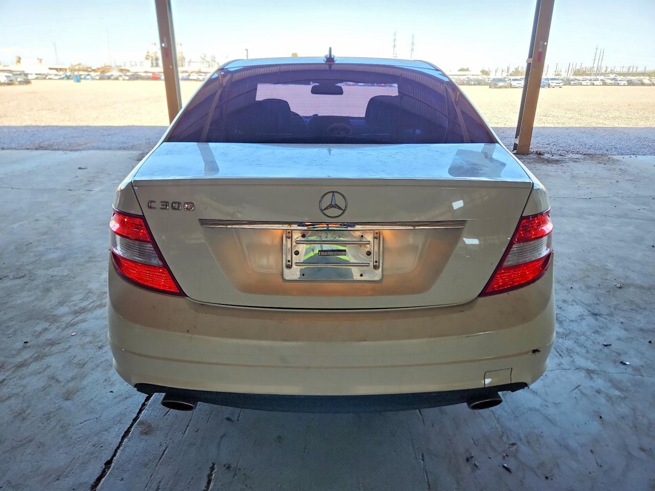 2011 MERCEDES-BENZ C-CLASS