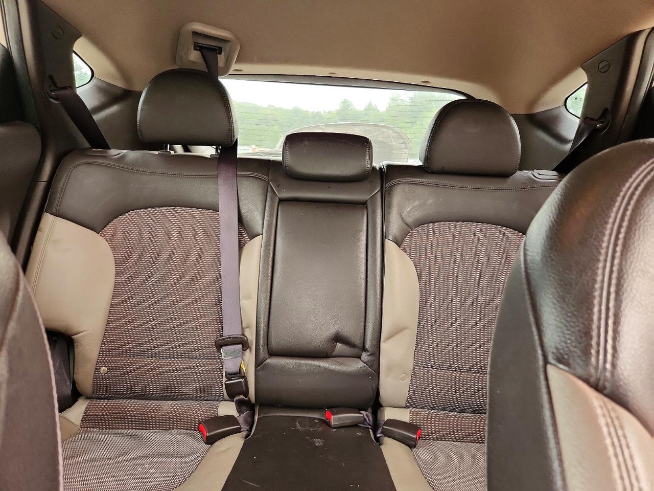 2012 HYUNDAI TUCSON