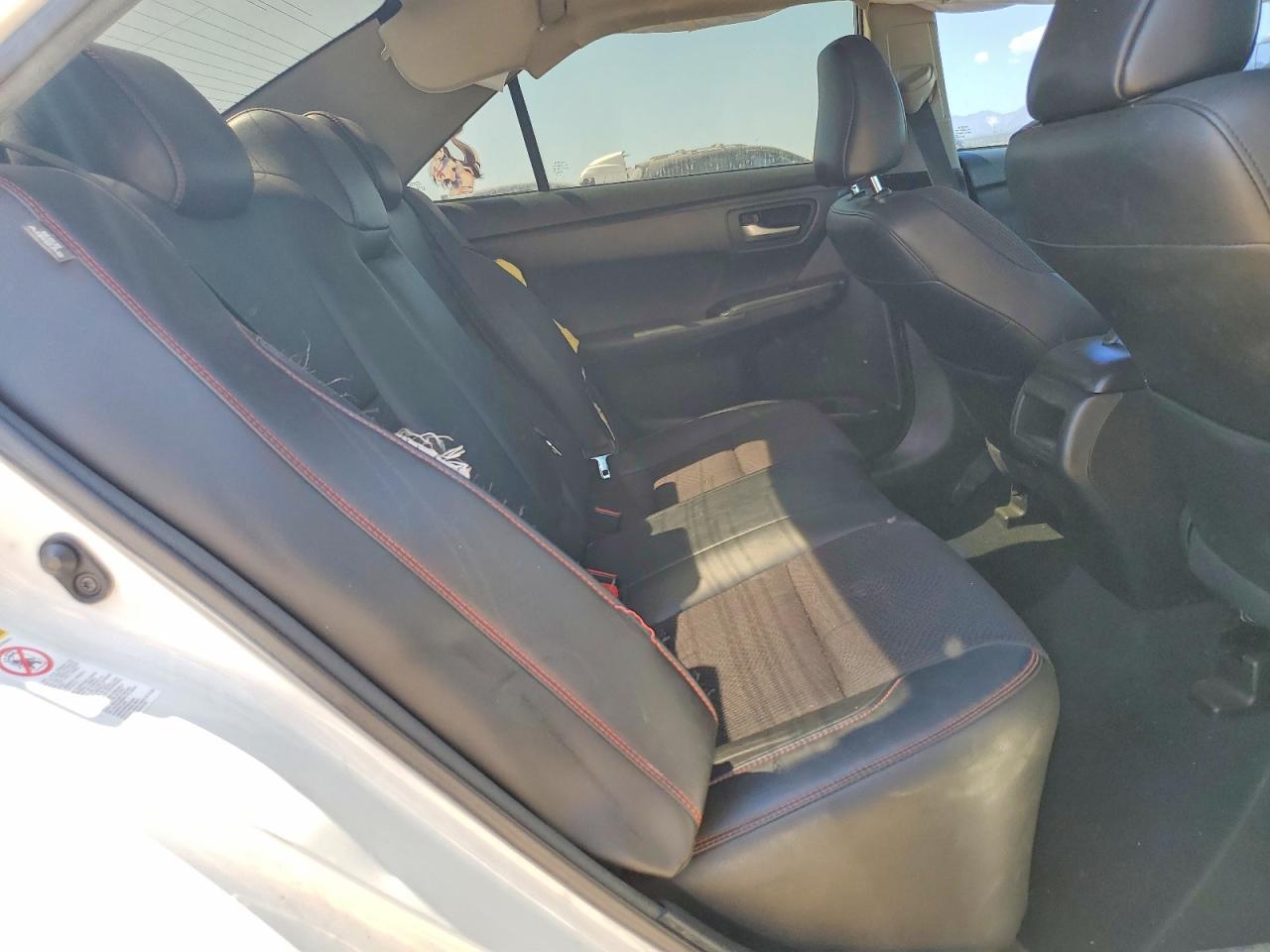 2016 TOYOTA CAMRY
