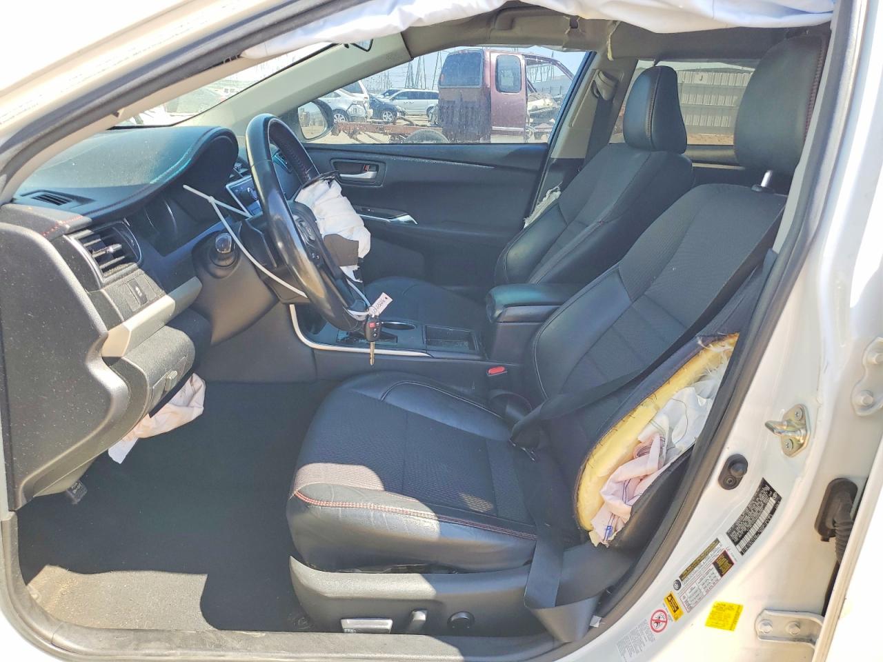 2016 TOYOTA CAMRY