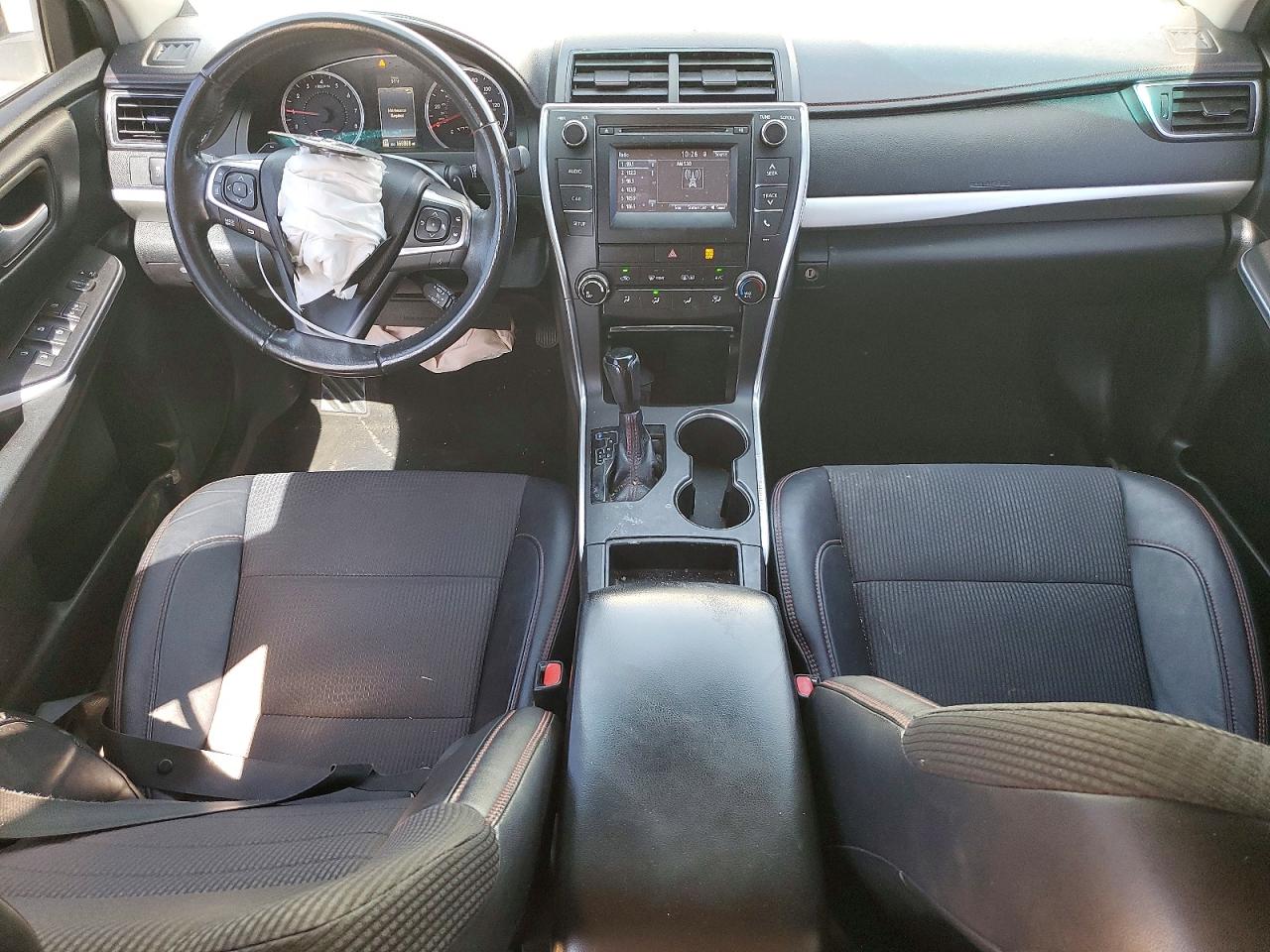 2016 TOYOTA CAMRY