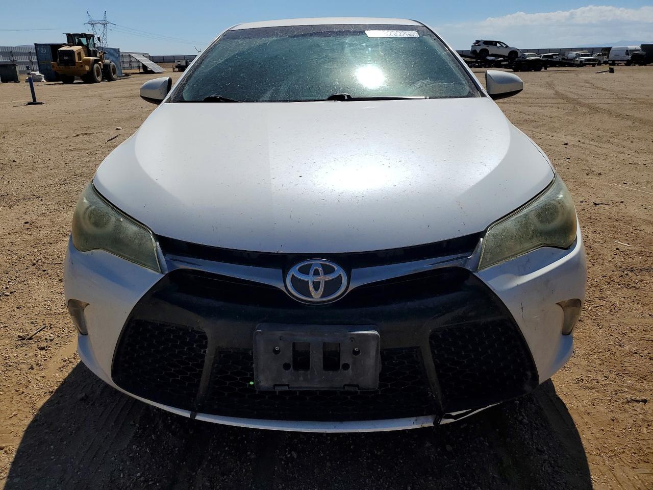 2016 TOYOTA CAMRY