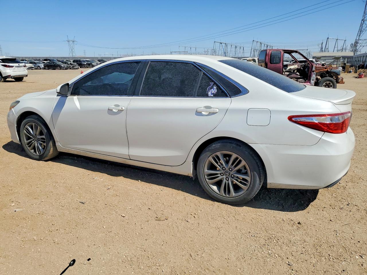 2016 TOYOTA CAMRY
