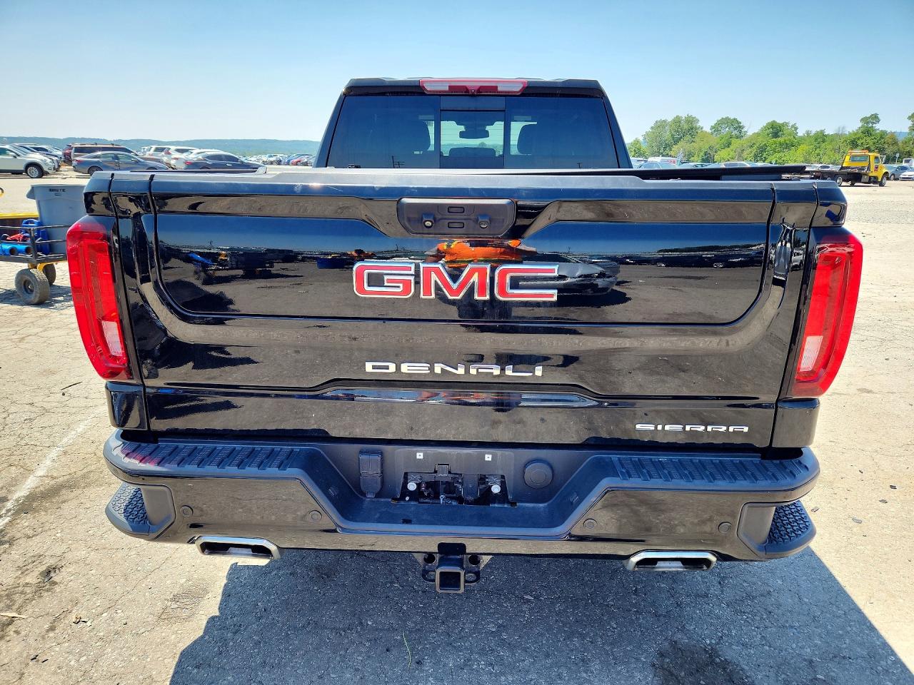2023 GMC SIERRA