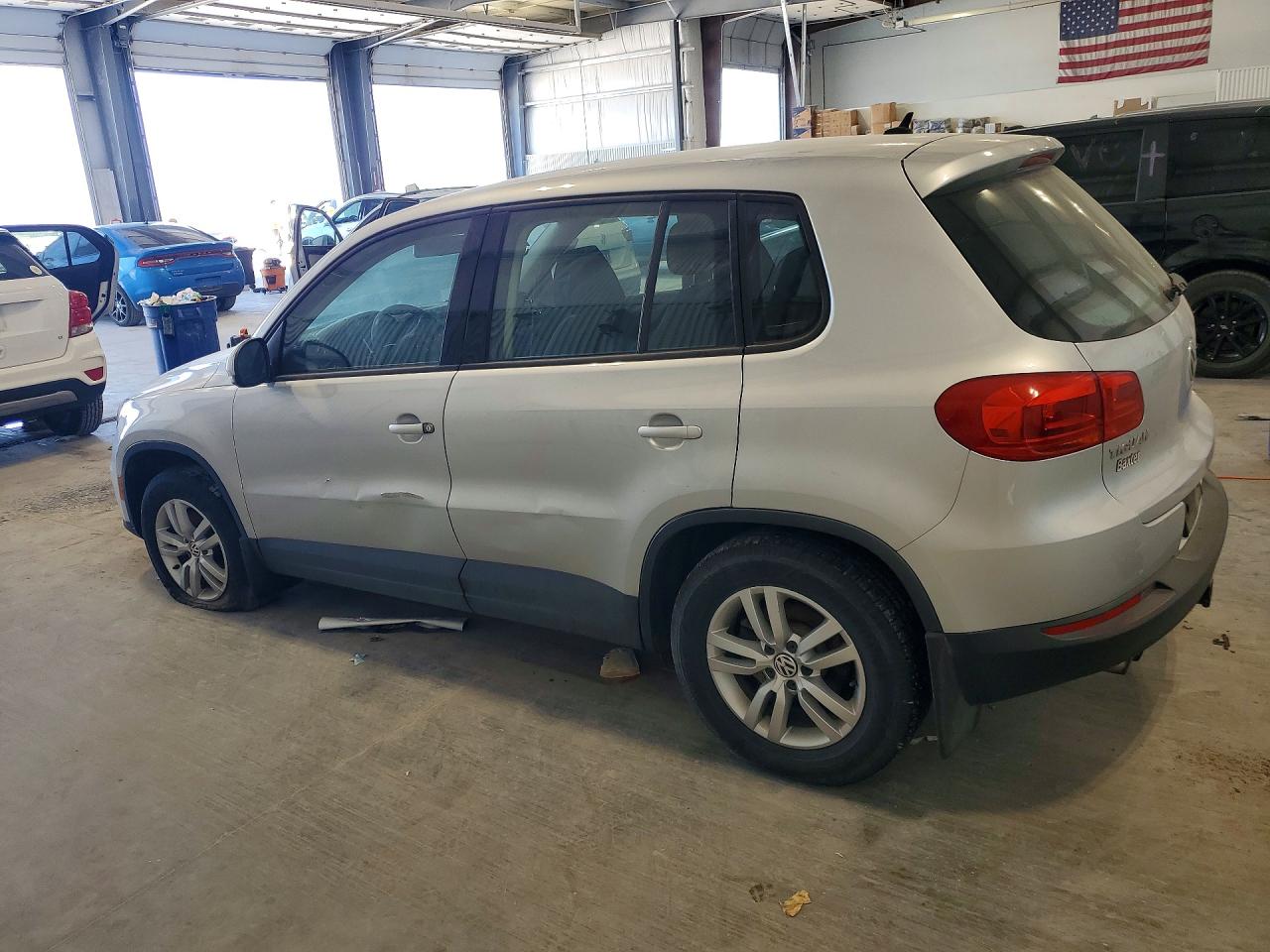 2012 VOLKSWAGEN TIGUAN