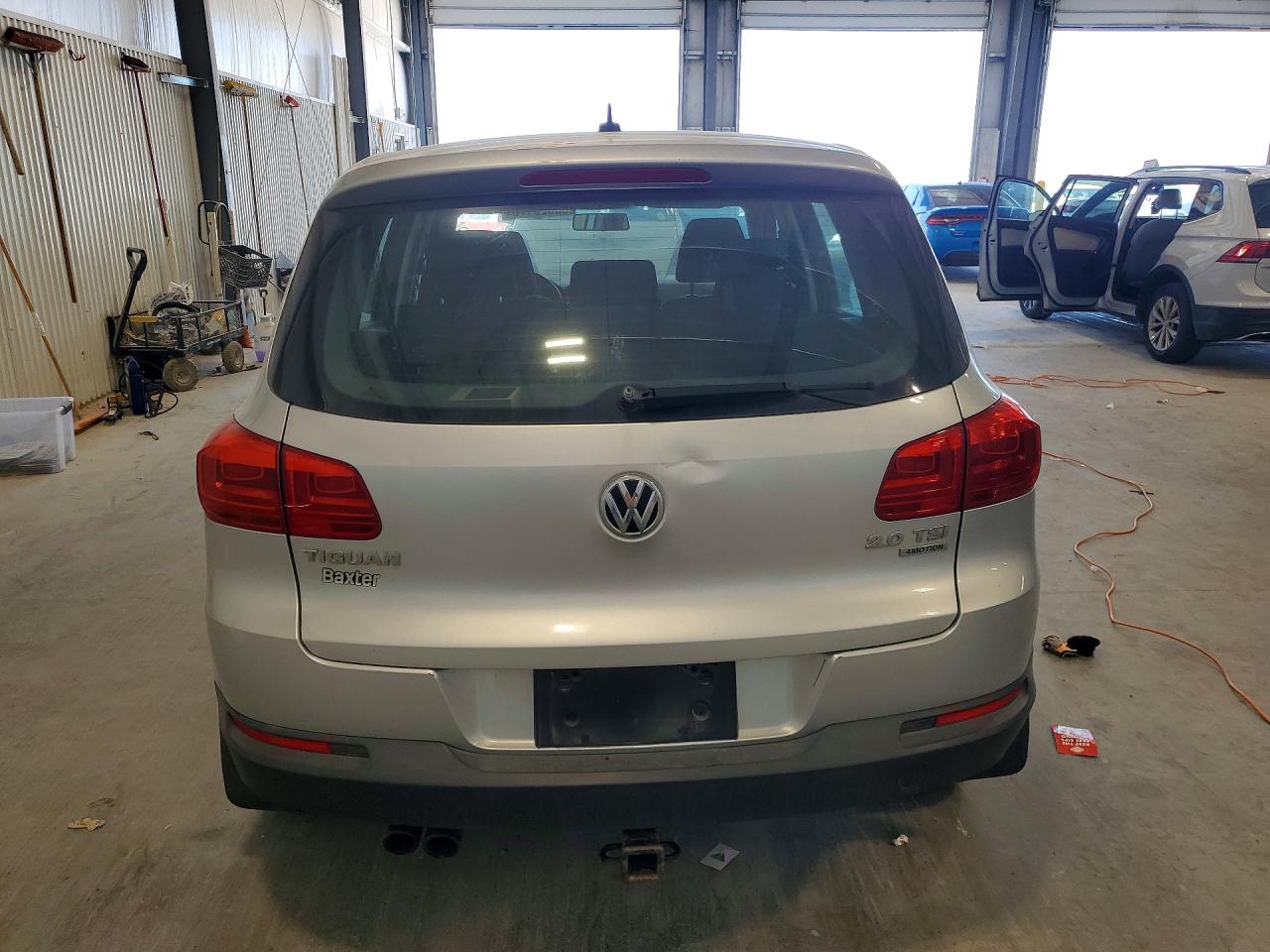 2012 VOLKSWAGEN TIGUAN