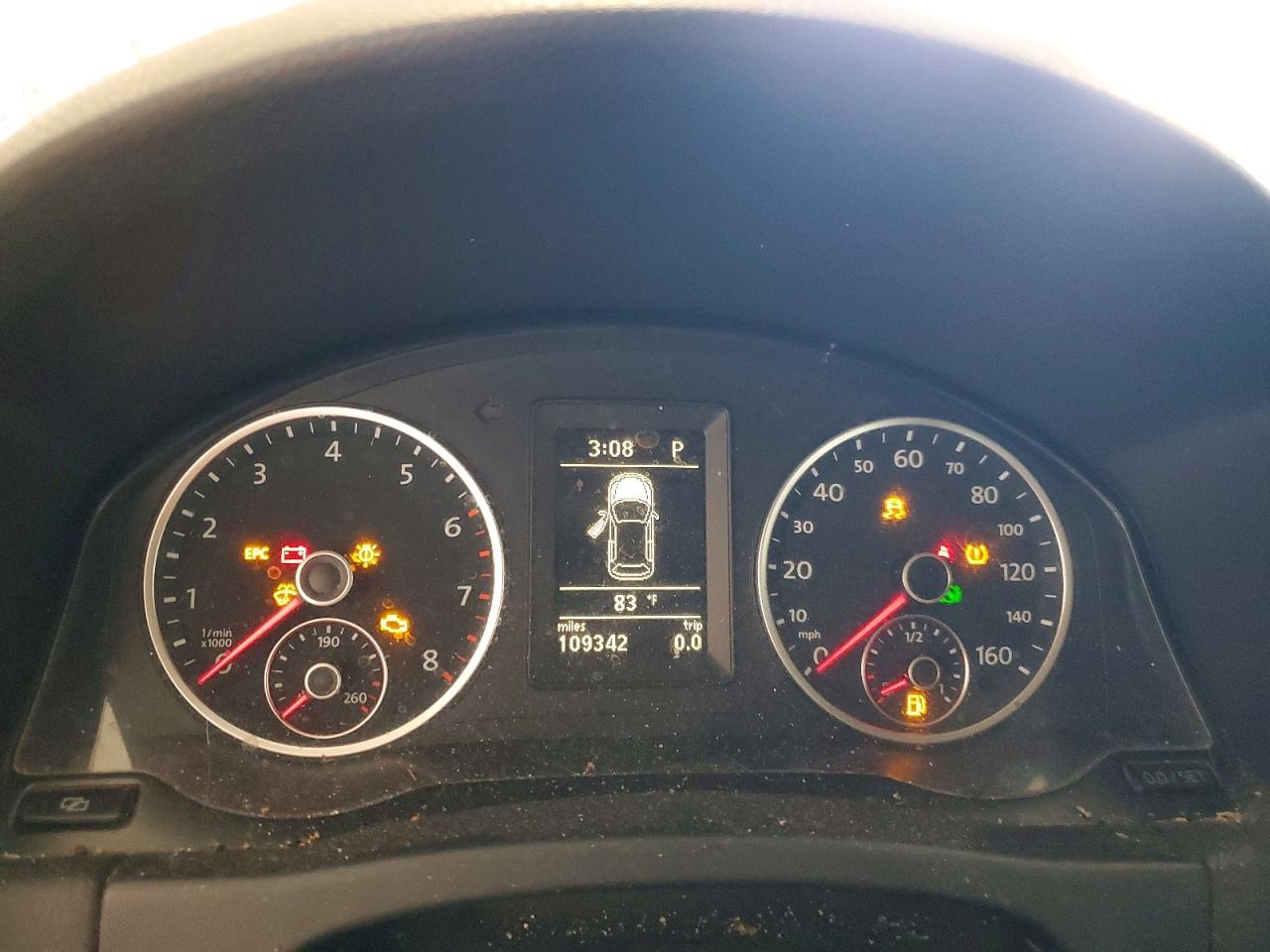 2012 VOLKSWAGEN TIGUAN