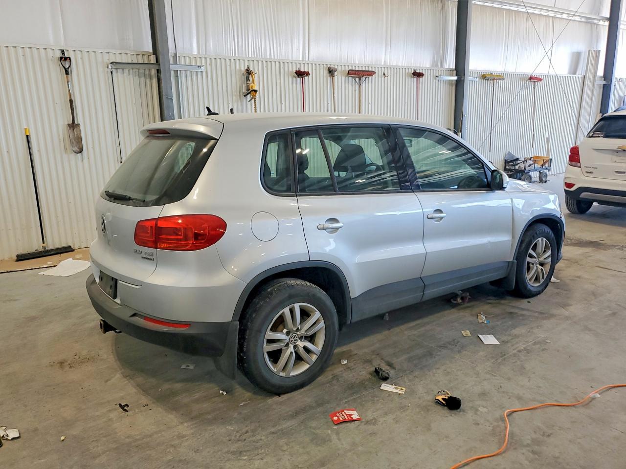 2012 VOLKSWAGEN TIGUAN