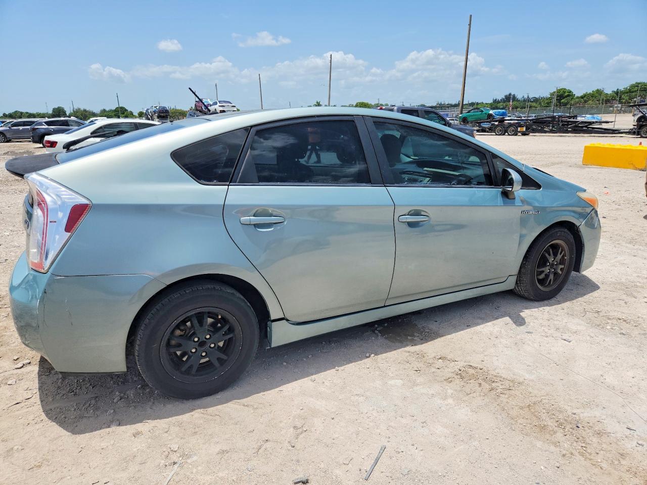 2013 TOYOTA PRIUS