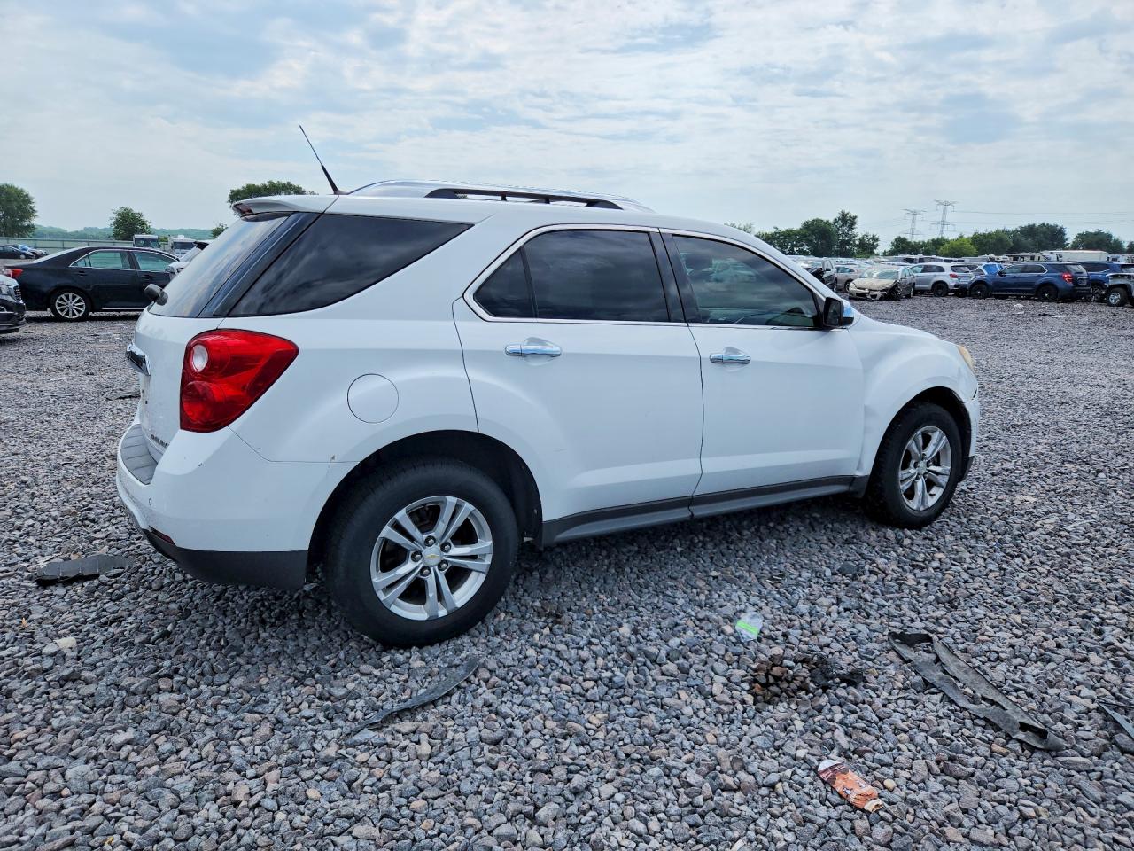2011 CHEVROLET EQUINOX