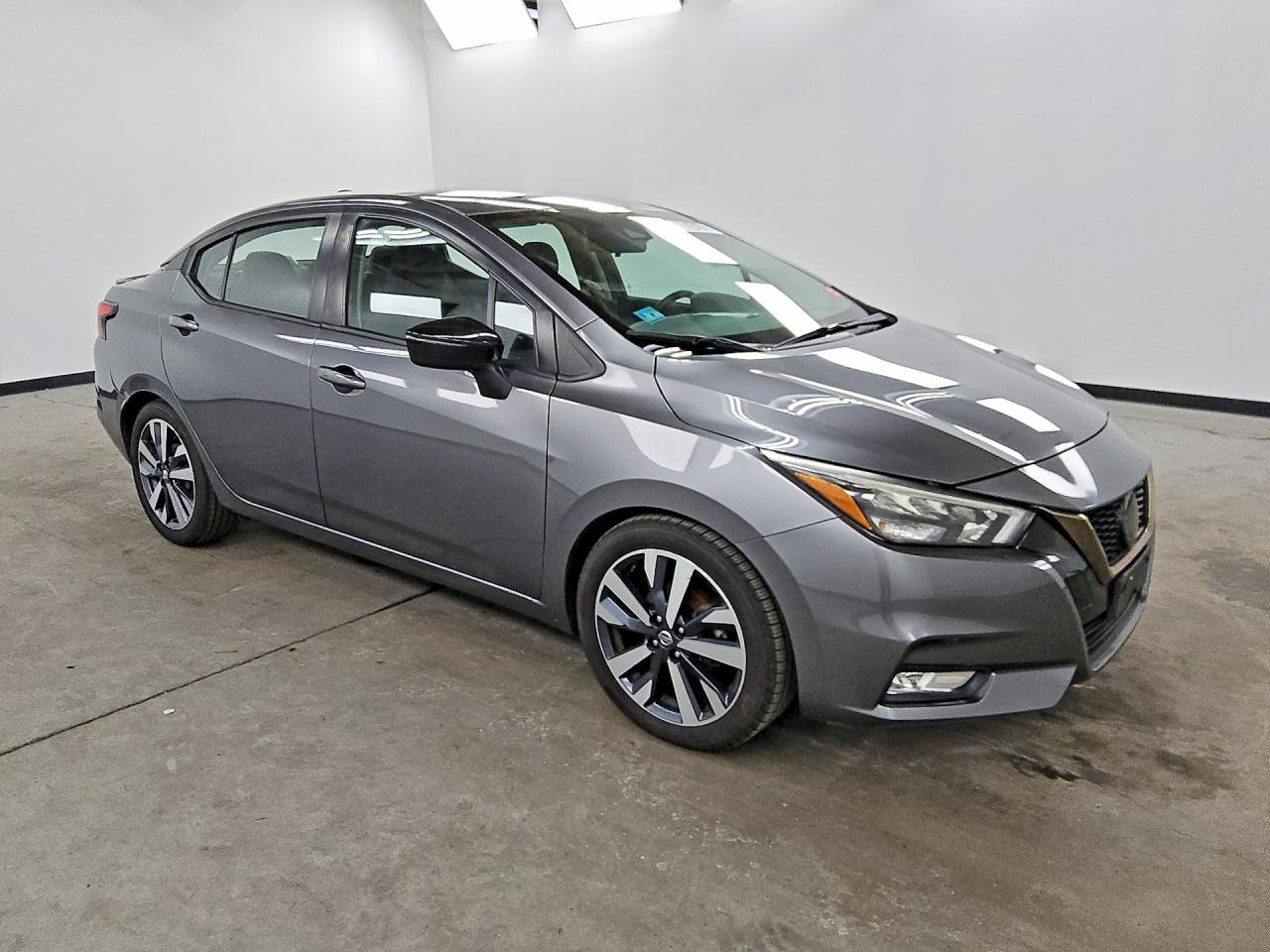 2020 NISSAN VERSA