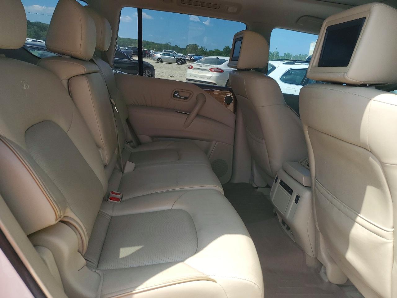 2012 INFINITI QX56