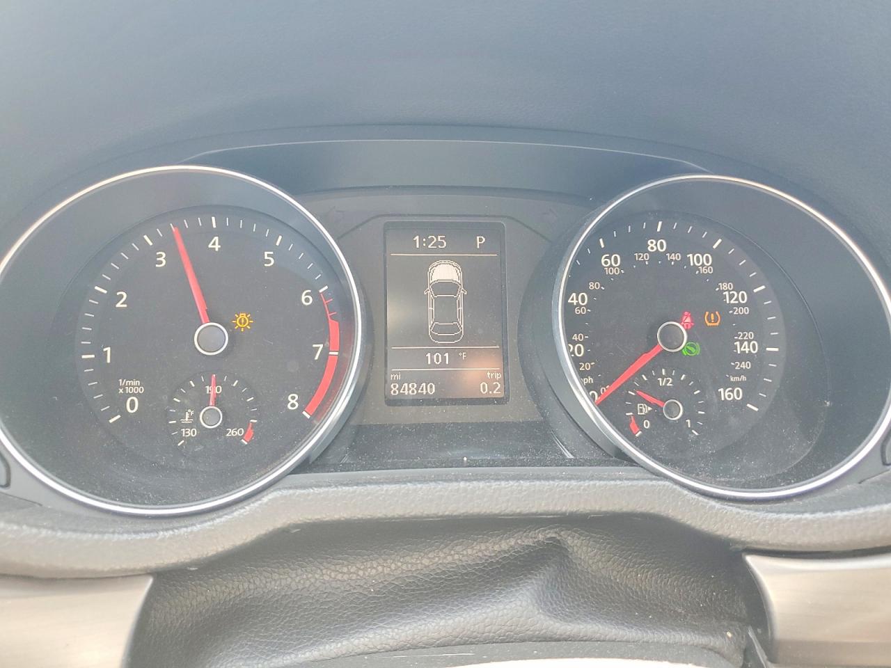 2018 VOLKSWAGEN PASSAT