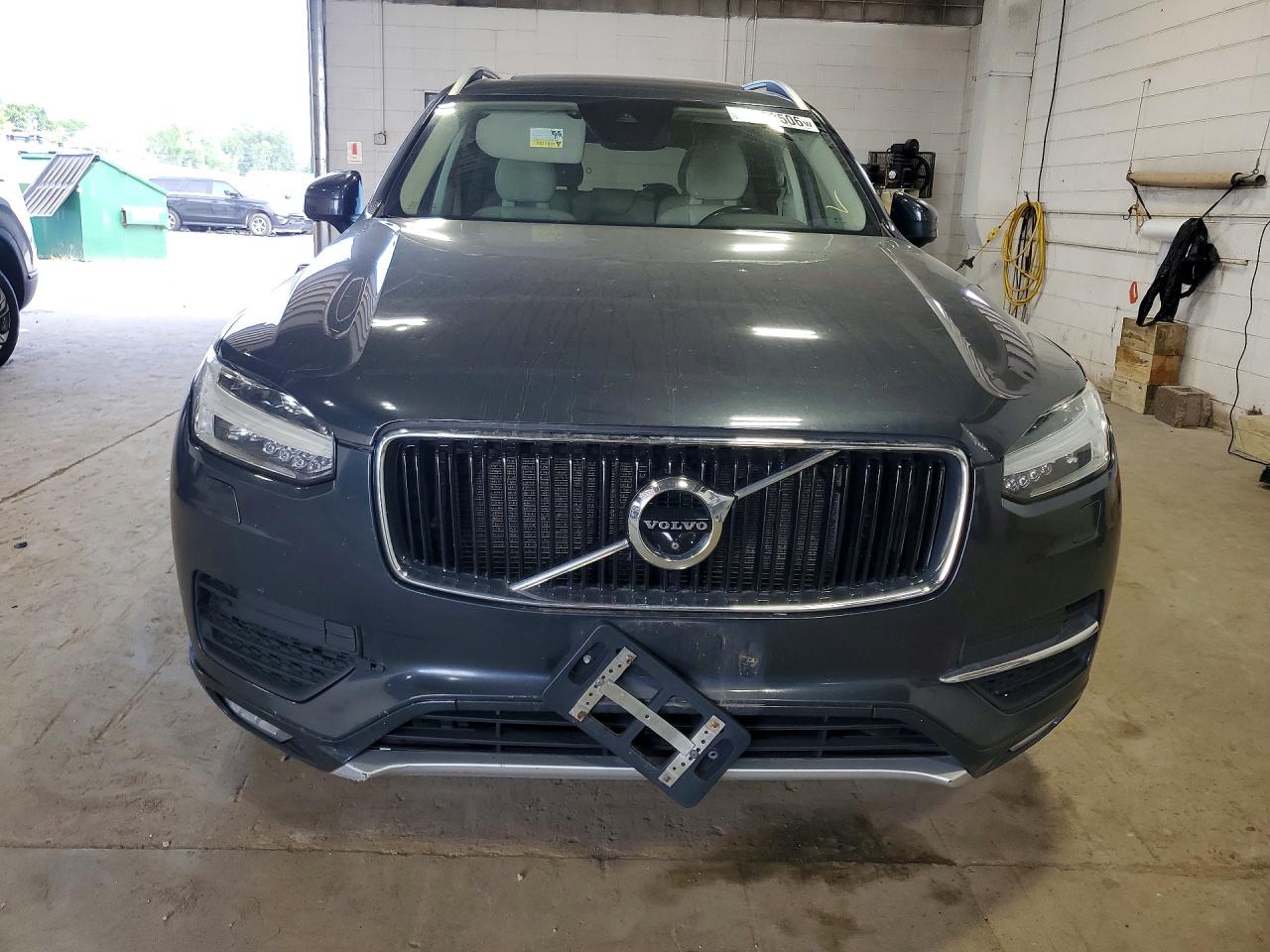 2016 VOLVO XC90