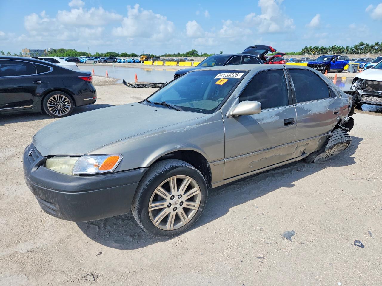 1998 TOYOTA CAMRY LE