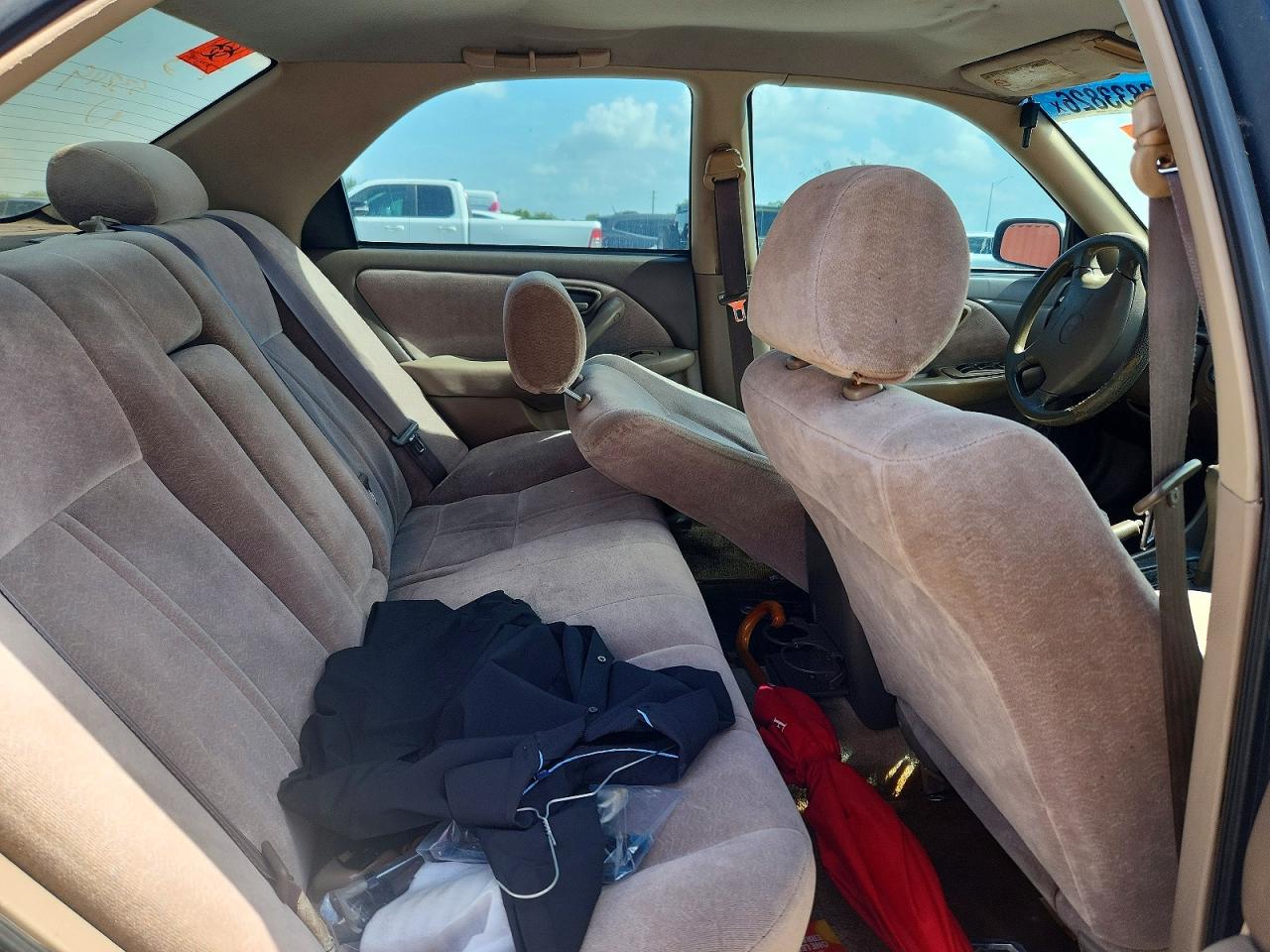 1998 TOYOTA CAMRY LE