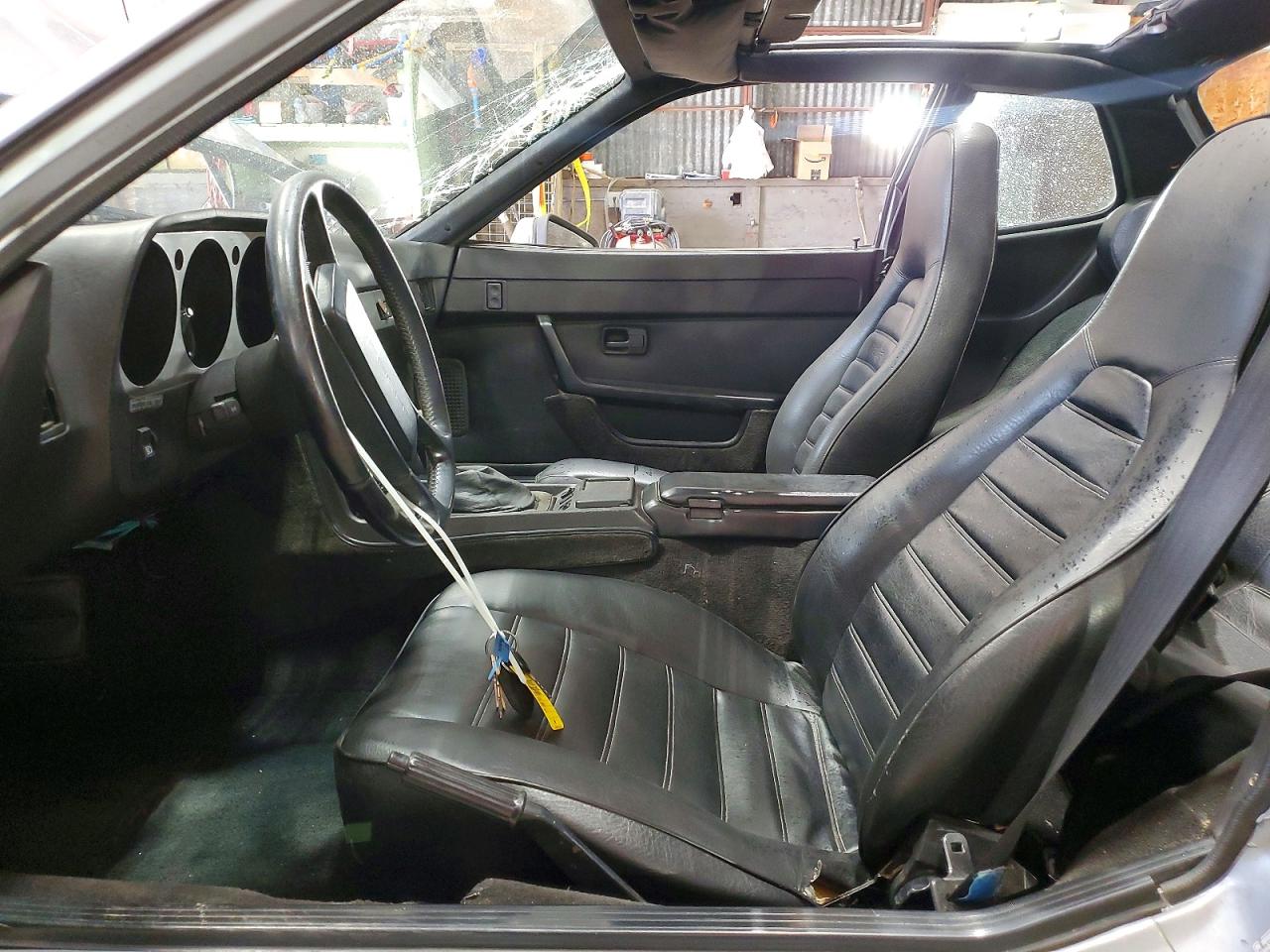 1983 PORSCHE 944