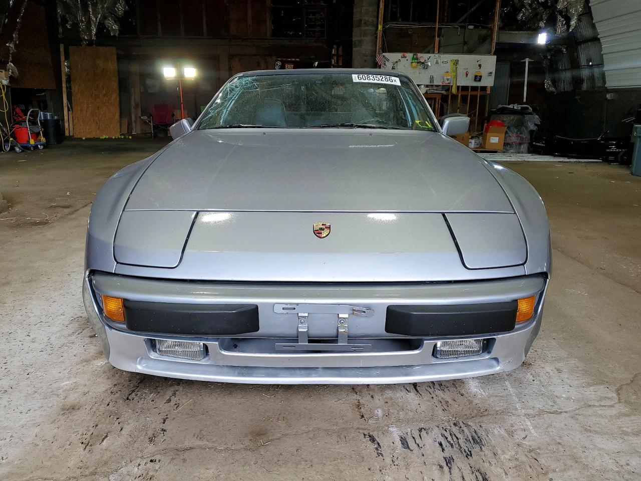 1983 PORSCHE 944