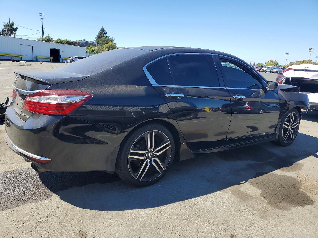 2016 HONDA ACCORD