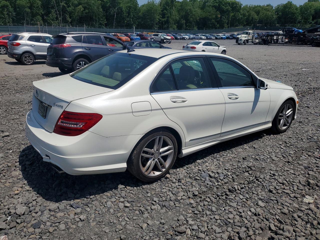 2013 MERCEDES-BENZ C-CLASS