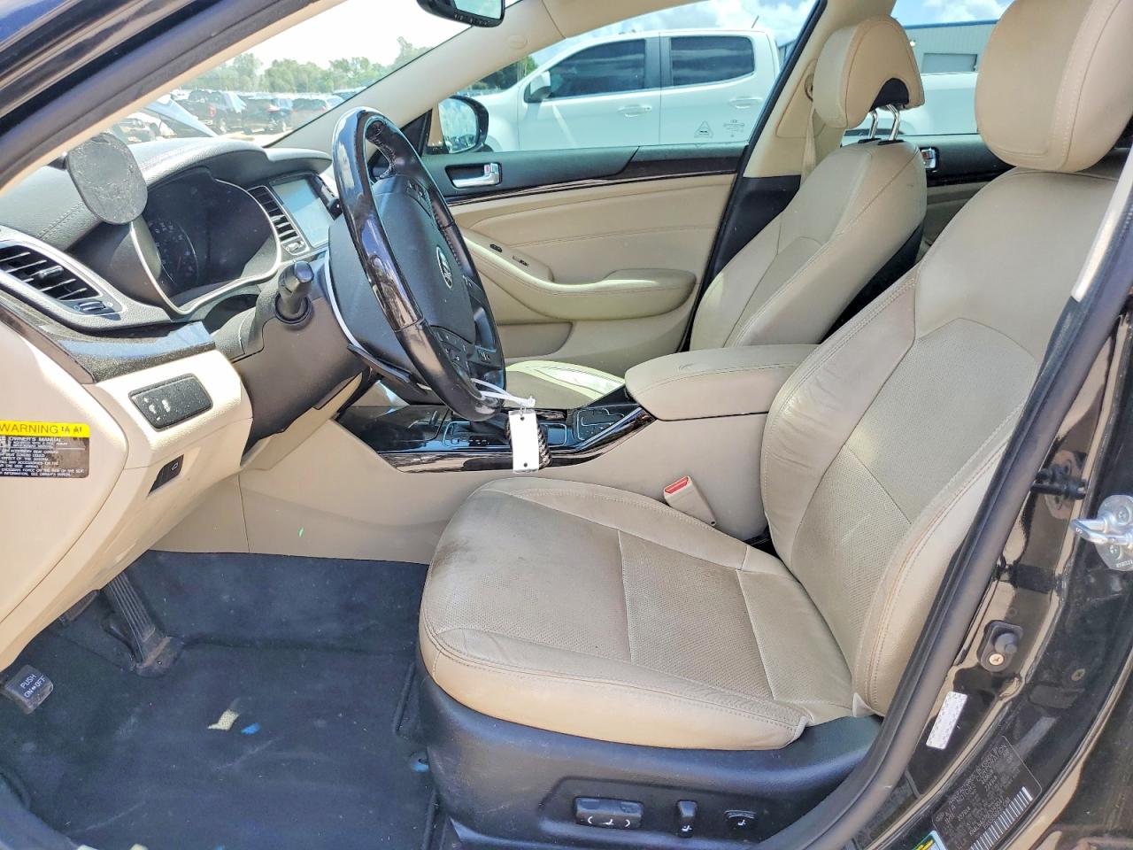 2014 KIA CADENZA