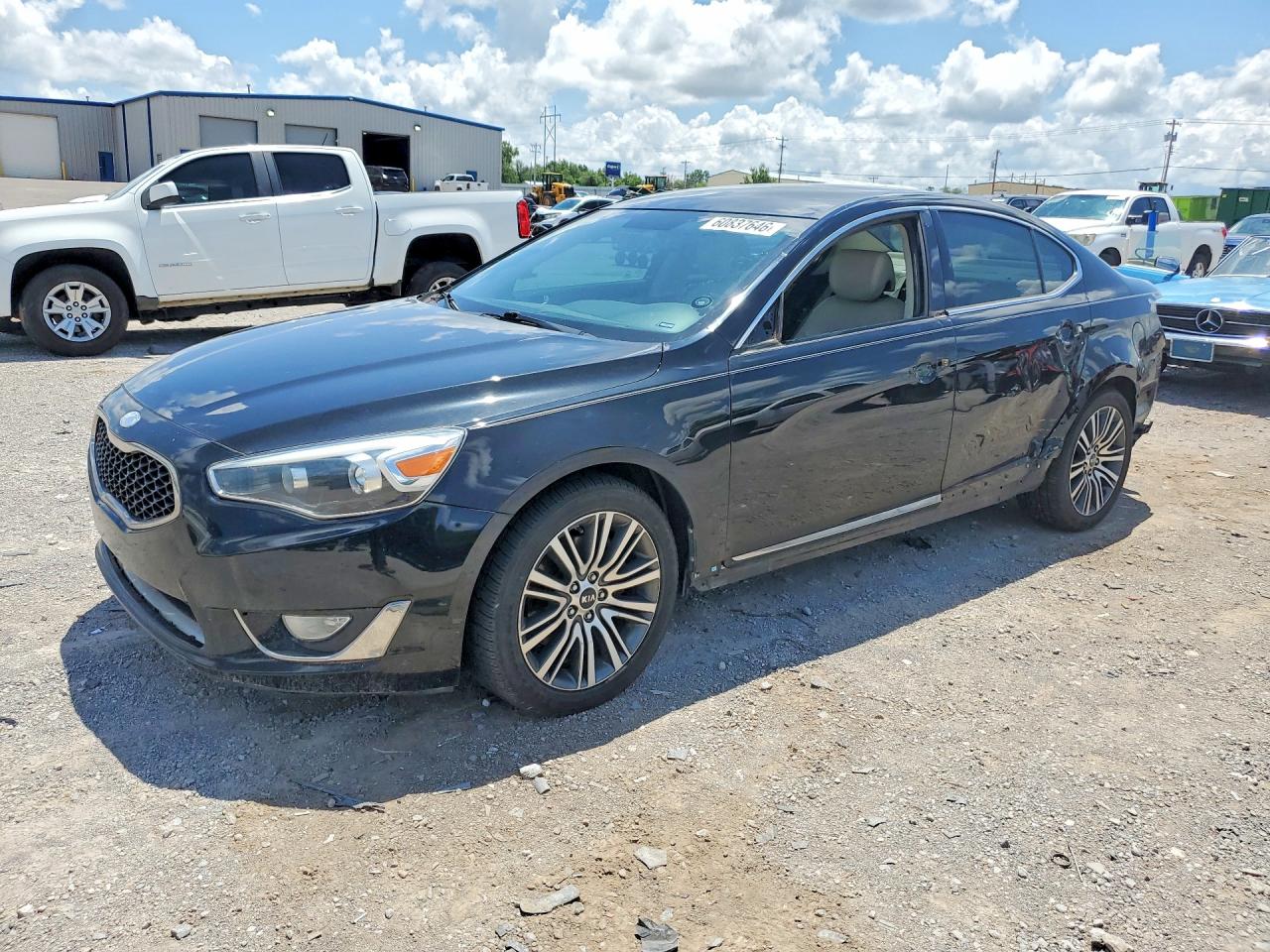 2014 KIA CADENZA