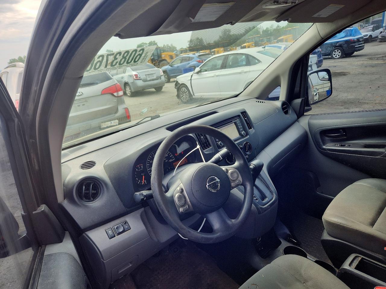 2017 NISSAN NV