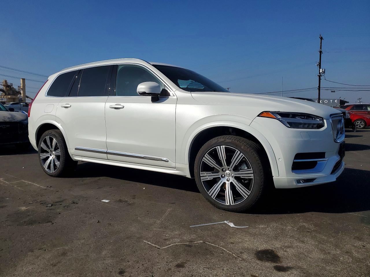 2024 VOLVO