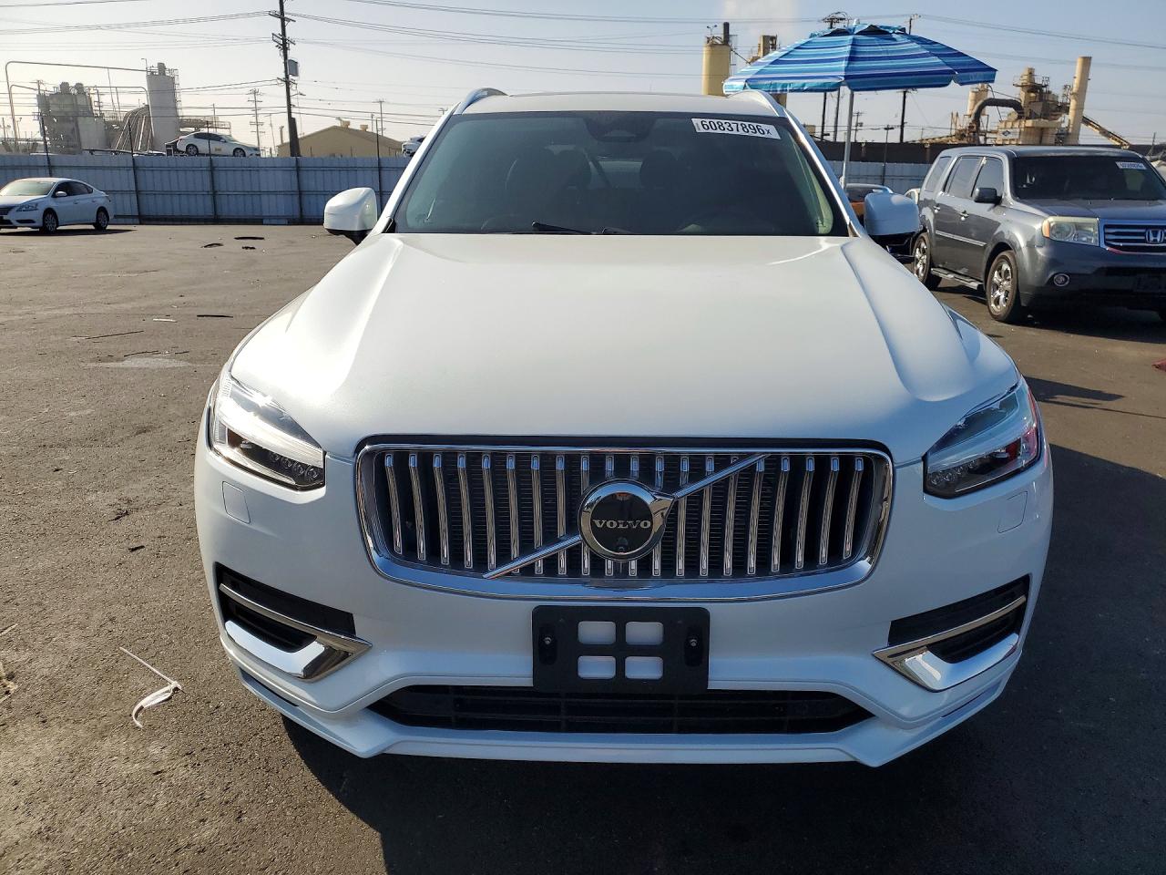 2024 VOLVO