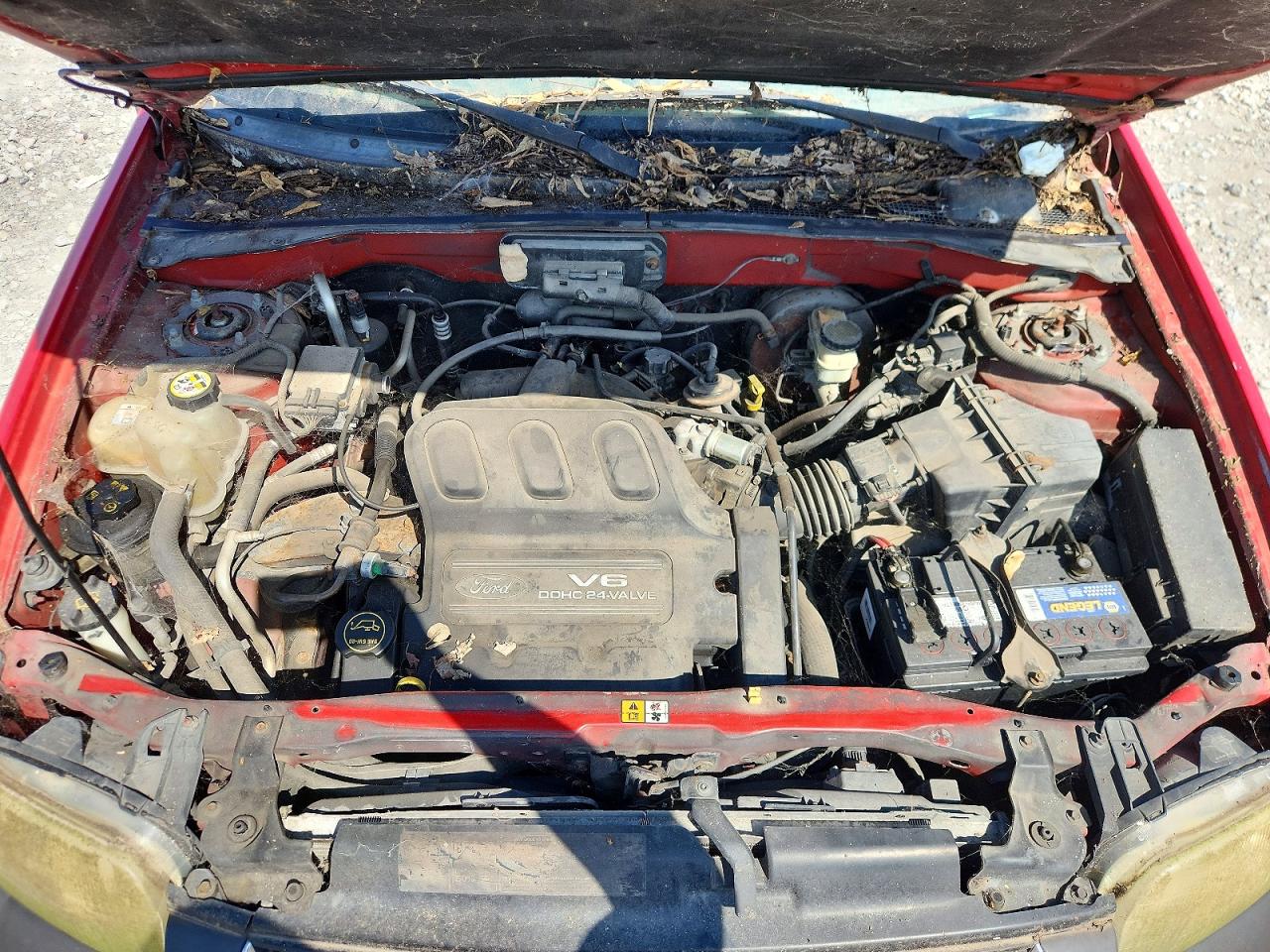 2002 FORD ESCAPE