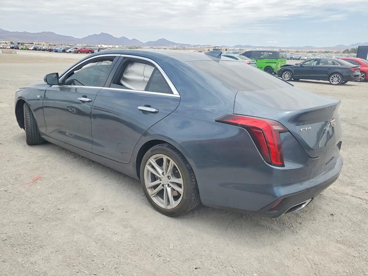 2022 CADILLAC CT4