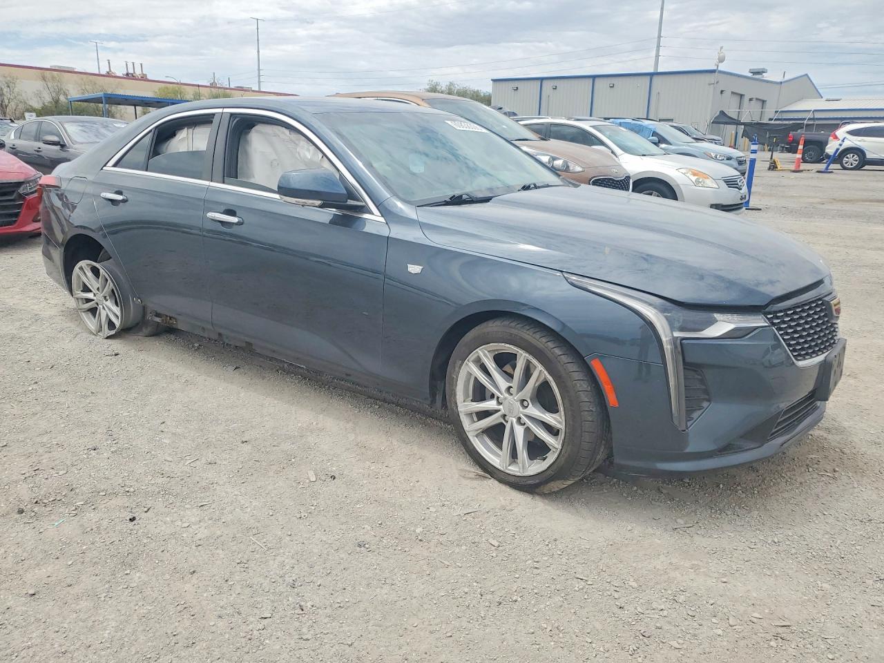 2022 CADILLAC CT4