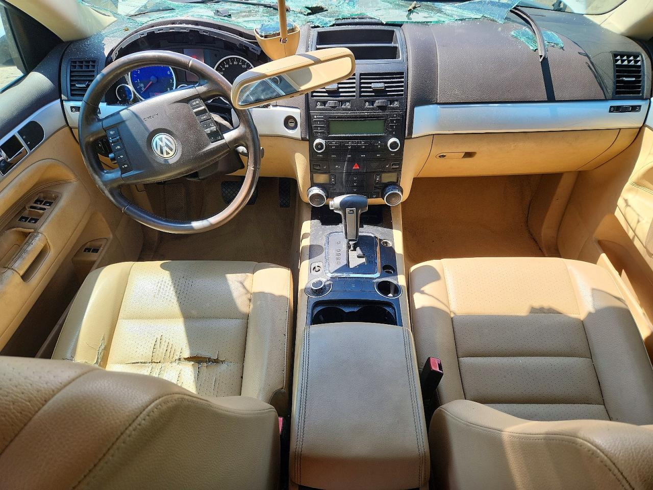 2008 VOLKSWAGEN TOUAREG