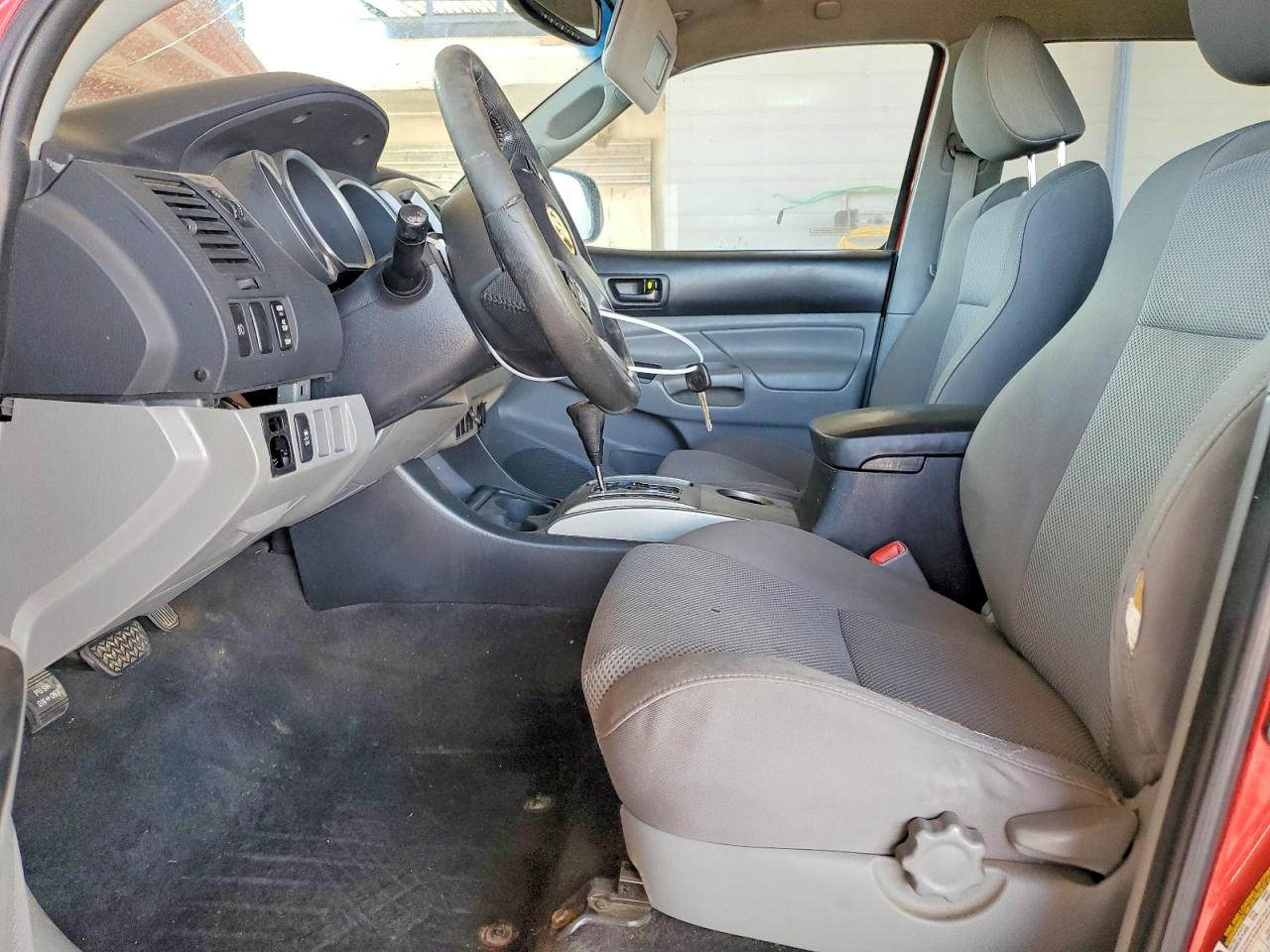 2012 TOYOTA TACOMA