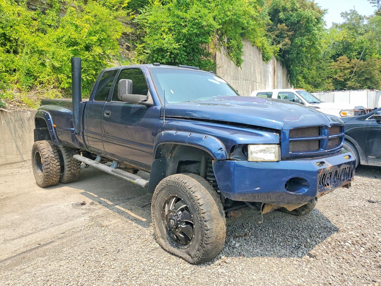 2001 DODG RAM 2500