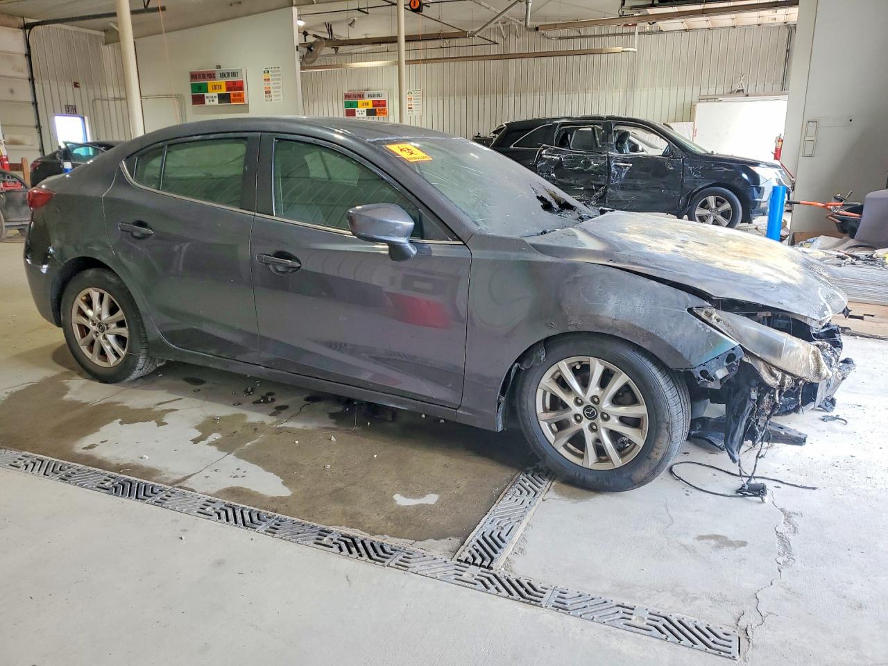 2015 MAZDA 3