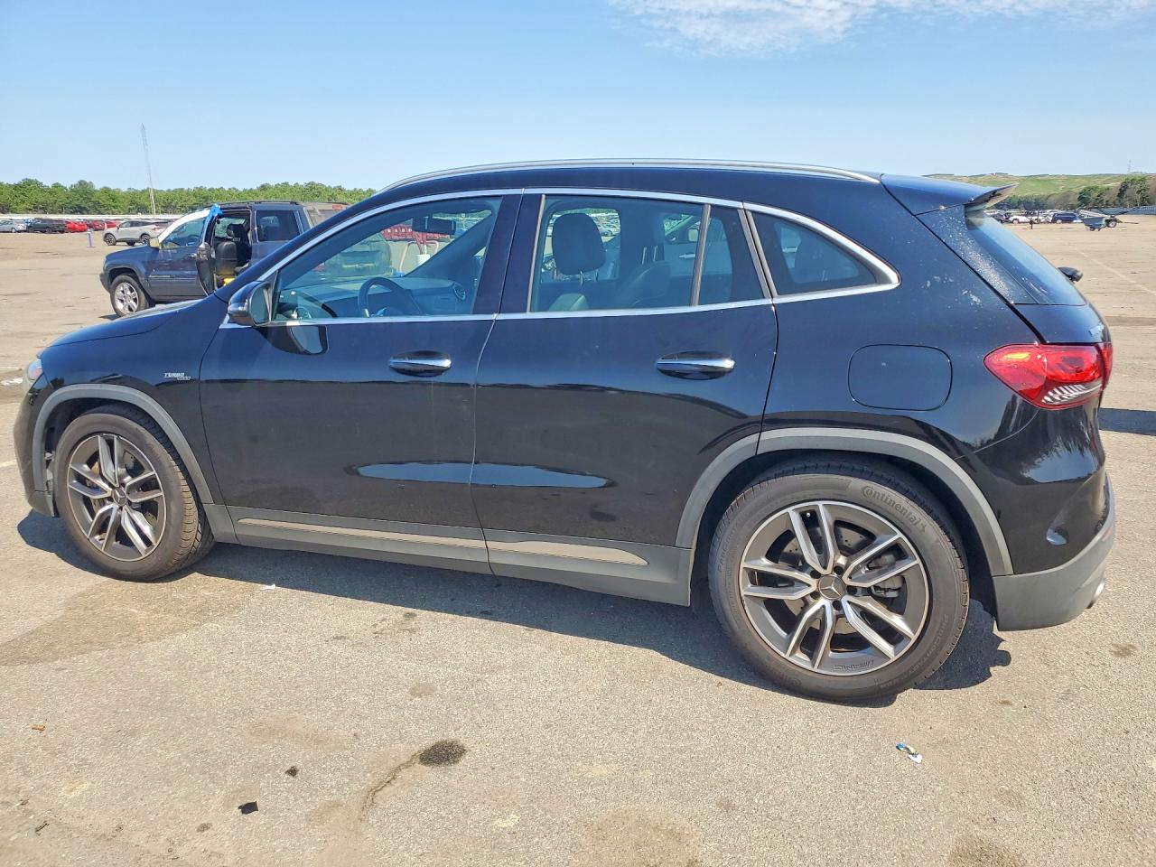 2022 MERCEDES-BENZ GLA-CLASS