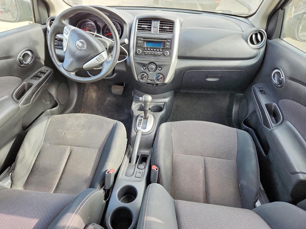 2016 NISSAN VERSA