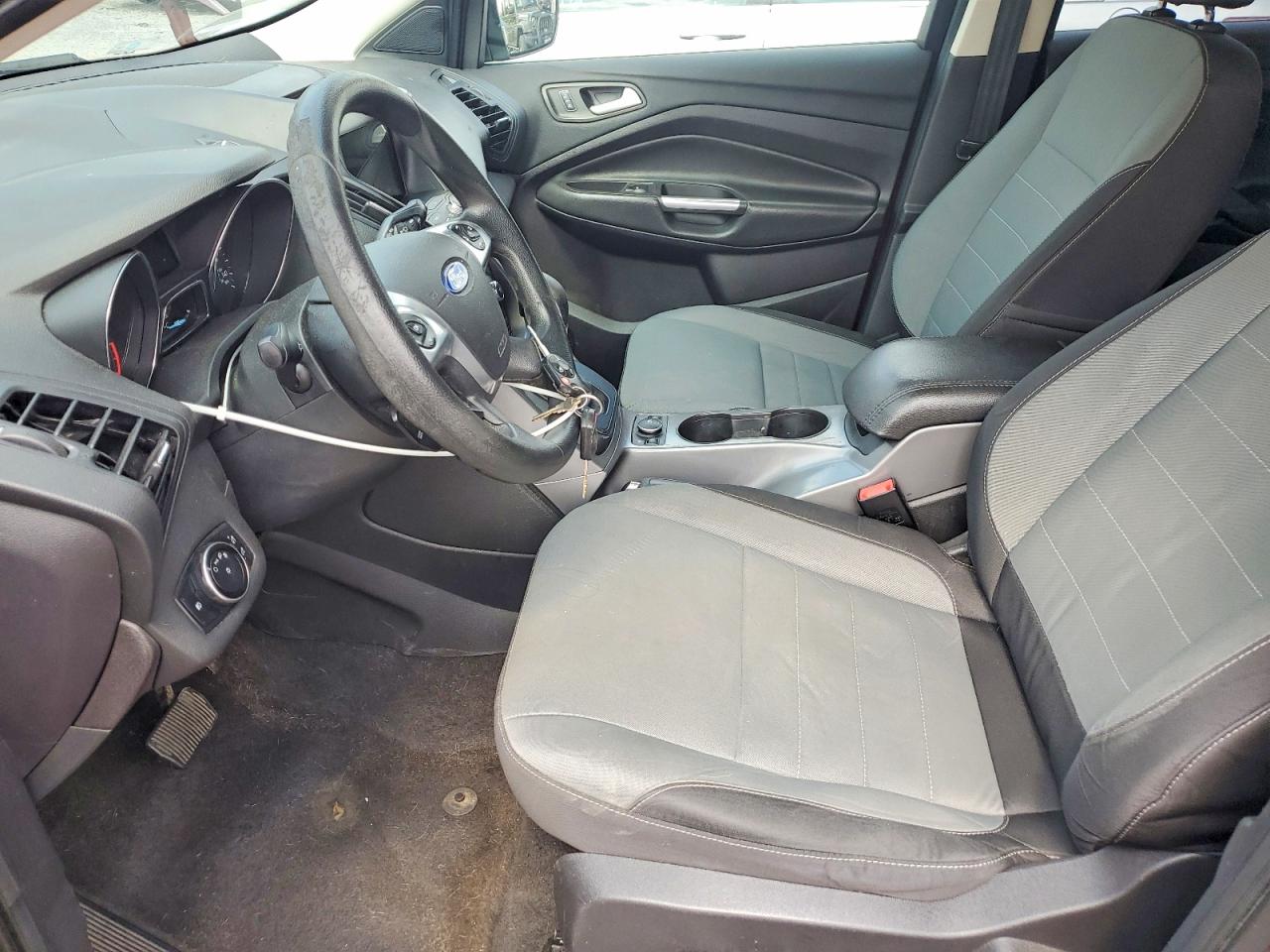 2016 FORD ESCAPE