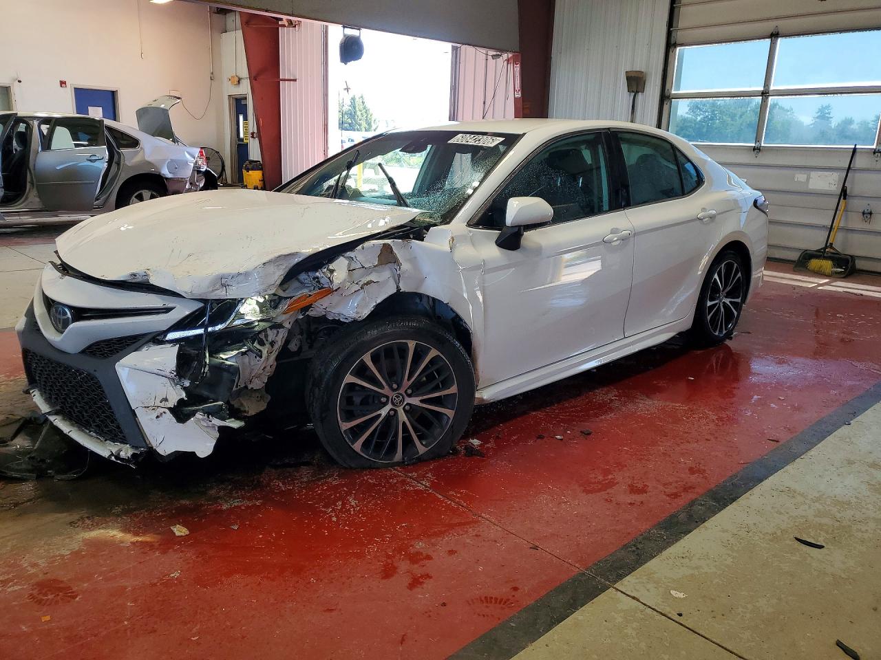 2019 TOYOTA CAMRY