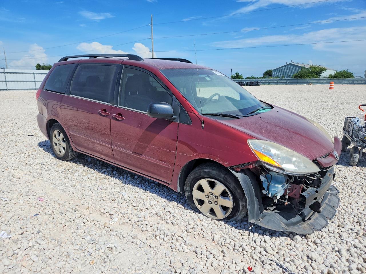 2010 TOYOTA SIENNA