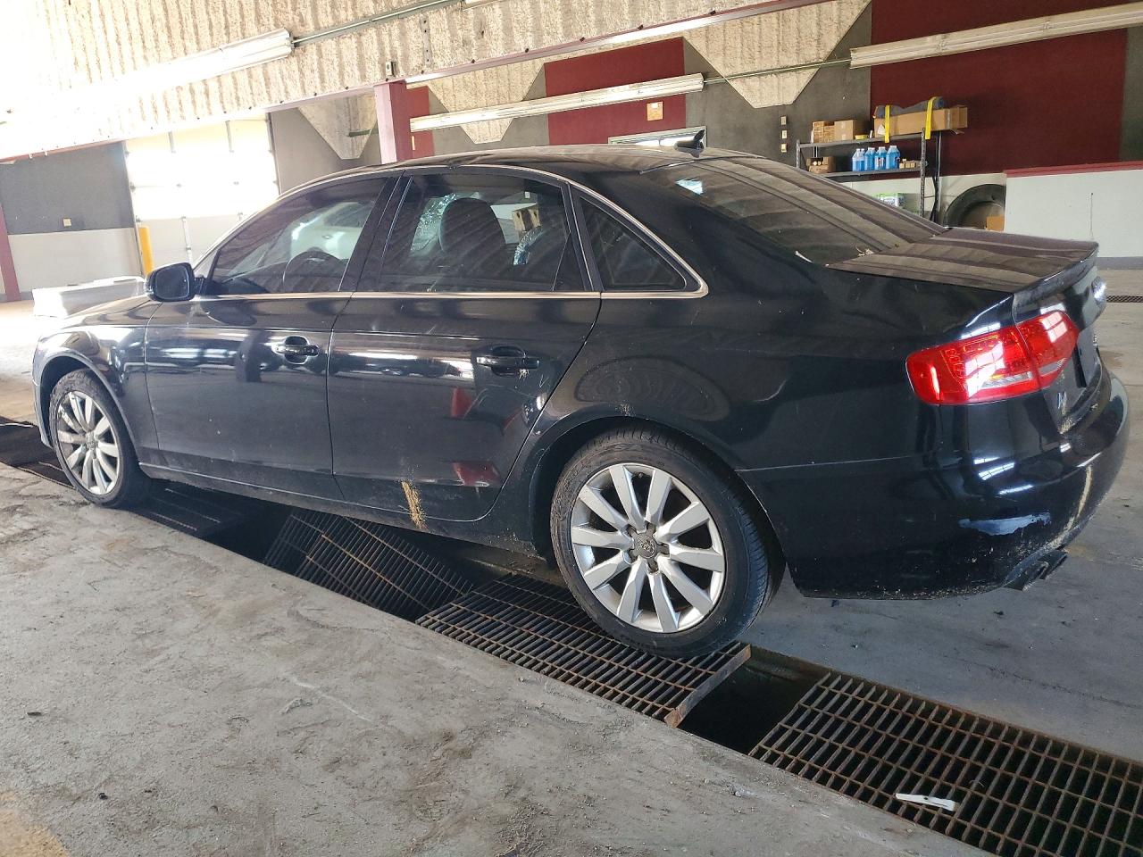 2011 AUDI A4