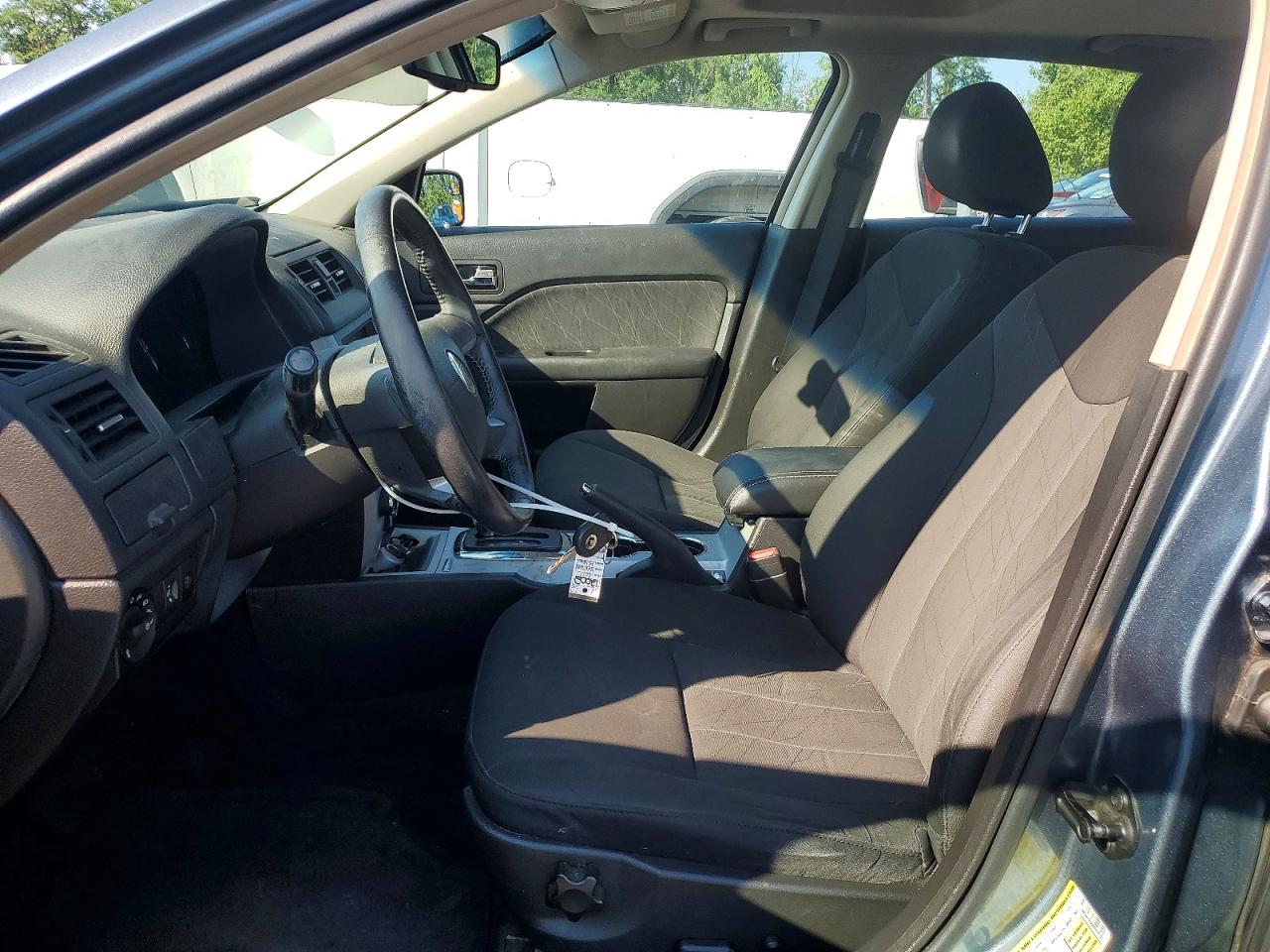 2011 MERCURY MILAN
