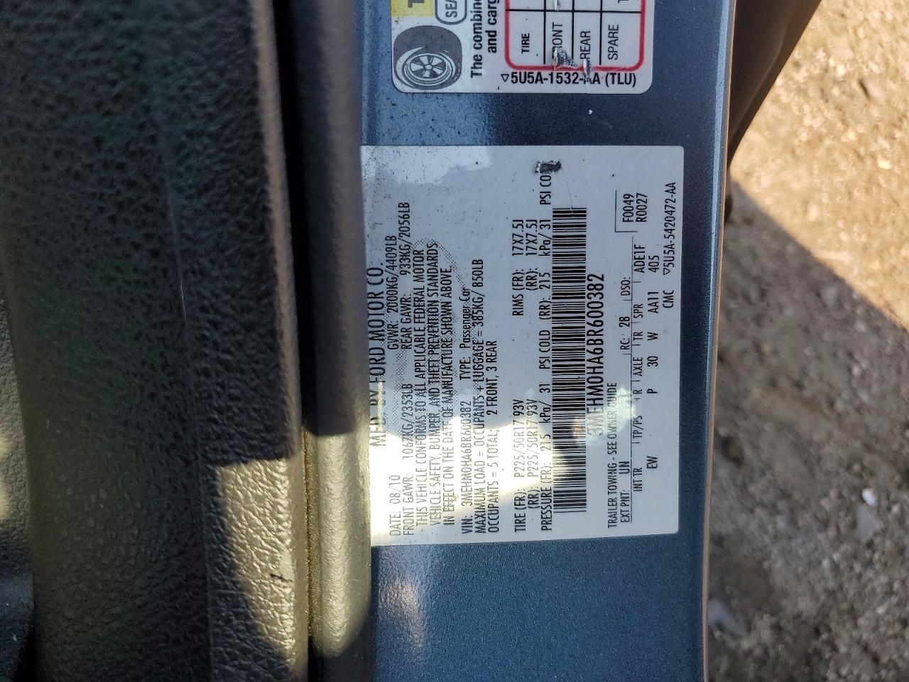 2011 MERCURY MILAN