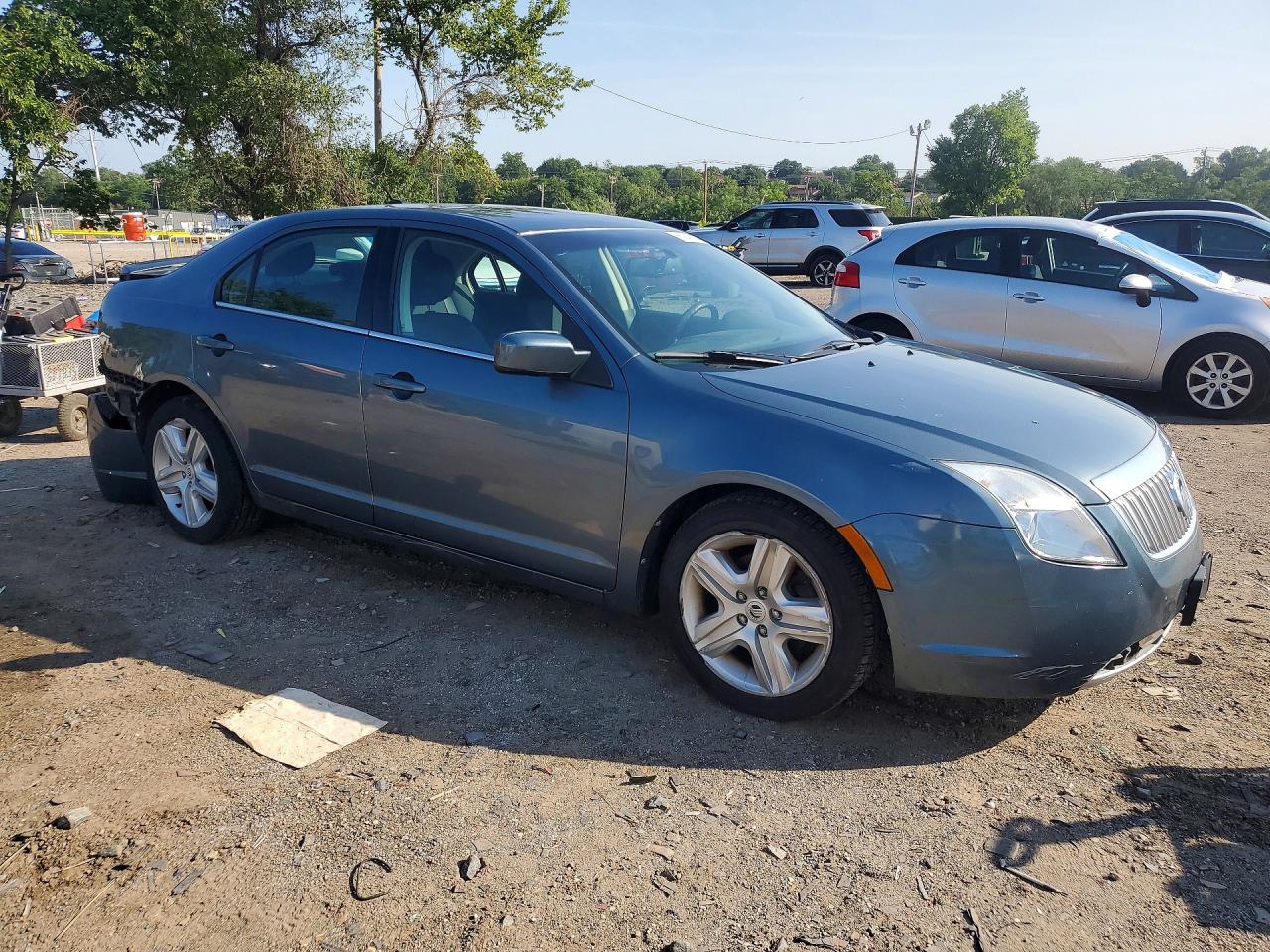 2011 MERCURY MILAN