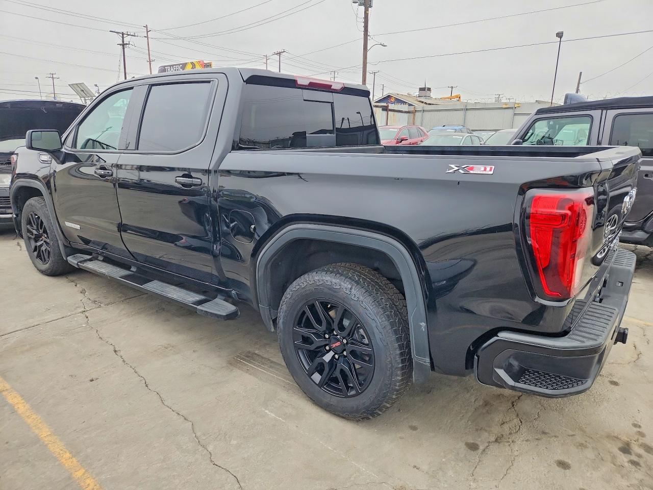 2023 GMC SIERRA