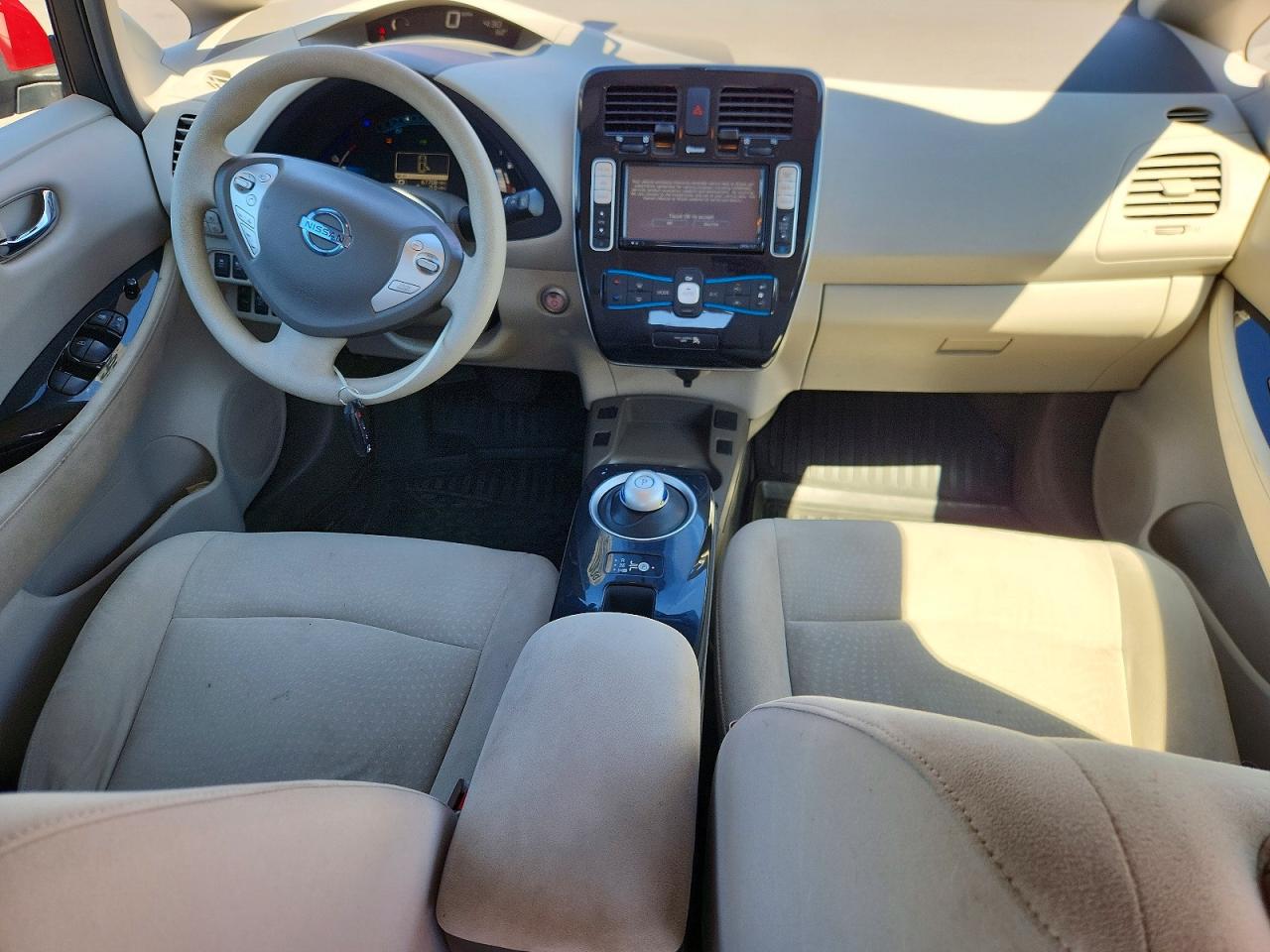 2011 NISSAN LEAF